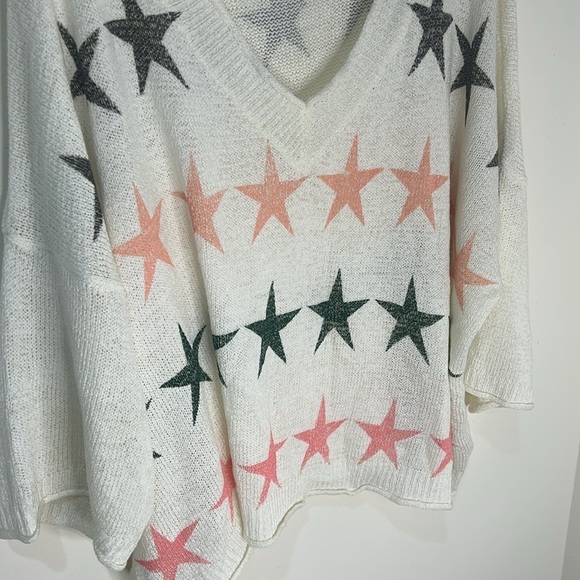 POL Slouchy Oversized Star Print Sweater Size Medium - Picture 9 of 16